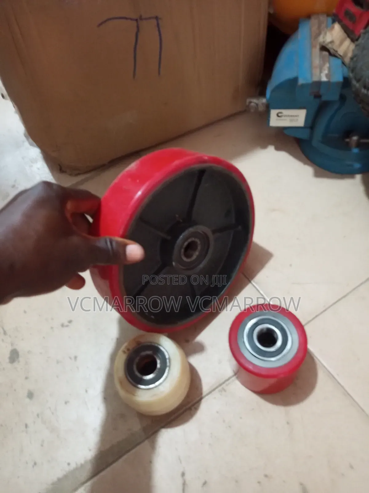 Pallet Truck Lags