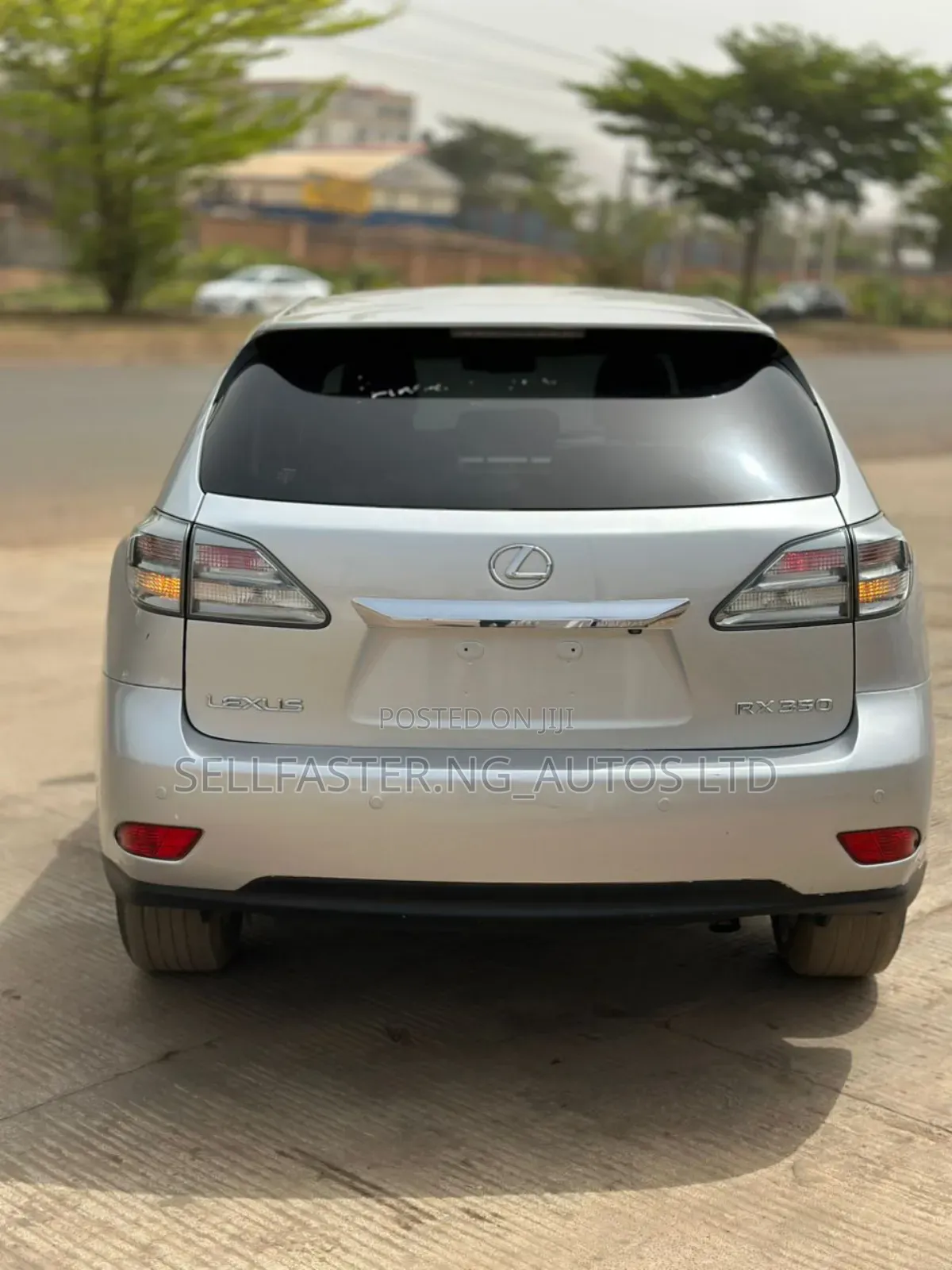 Lexus RX 2011 Silver