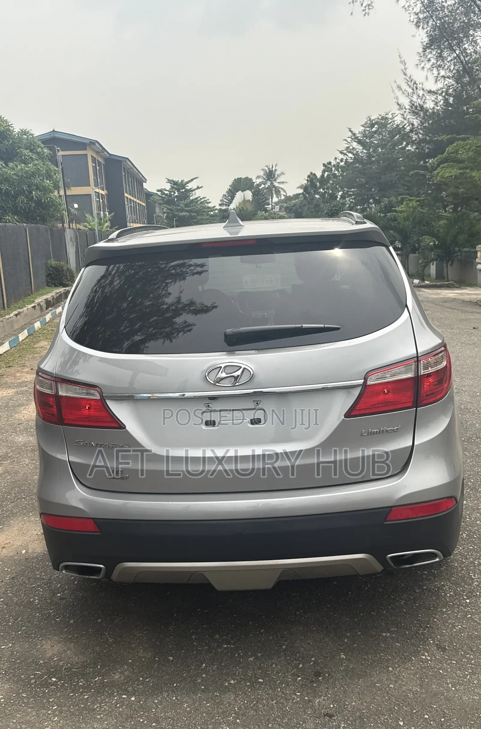 Hyundai Santa Fe 2013 Gray