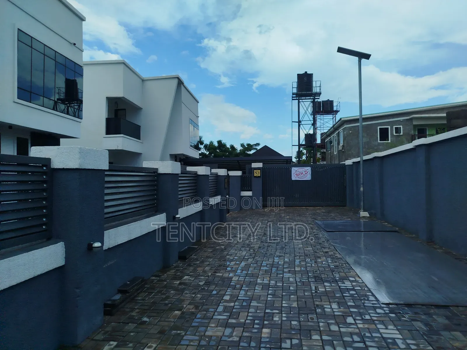 5bdrm Duplex in Thinker'S Corner, Enugu for sale
