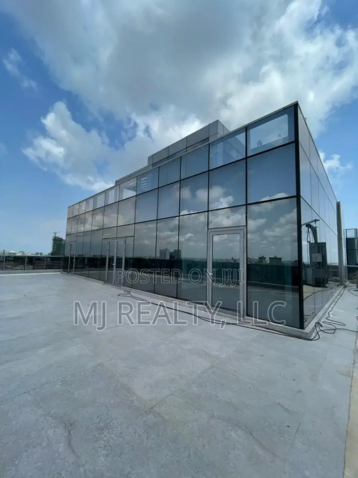 160 SQM Penthouse Office Space at Vi