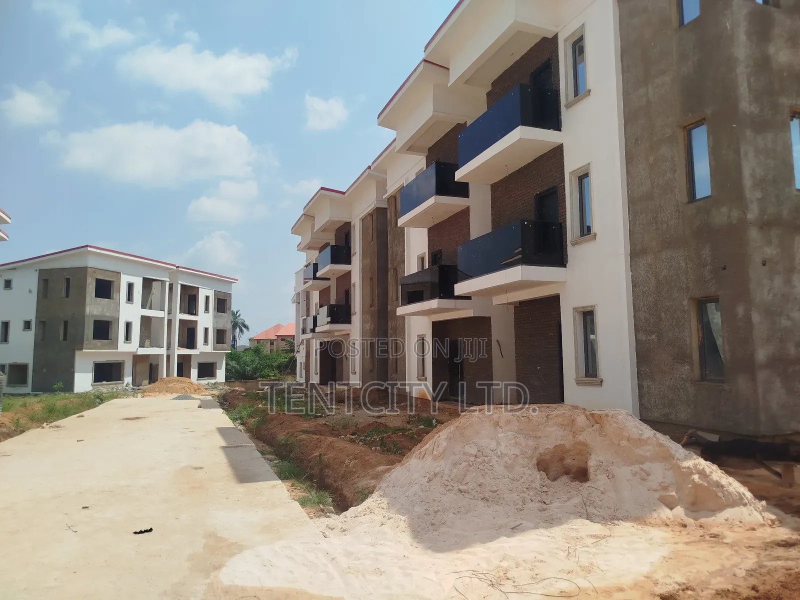 5bdrm Duplex in Shalom Estate, Enugu for sale