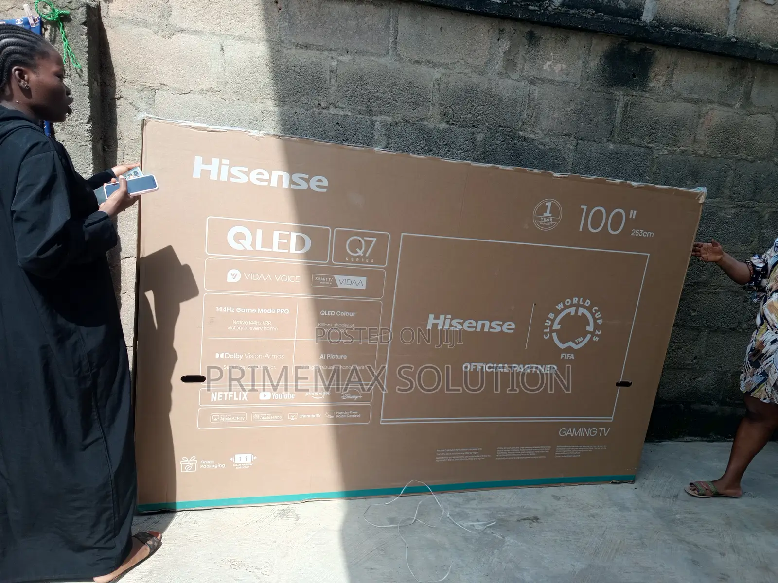 Hisense 100-Inch Qled: Gaming Movies on a Grand Scale