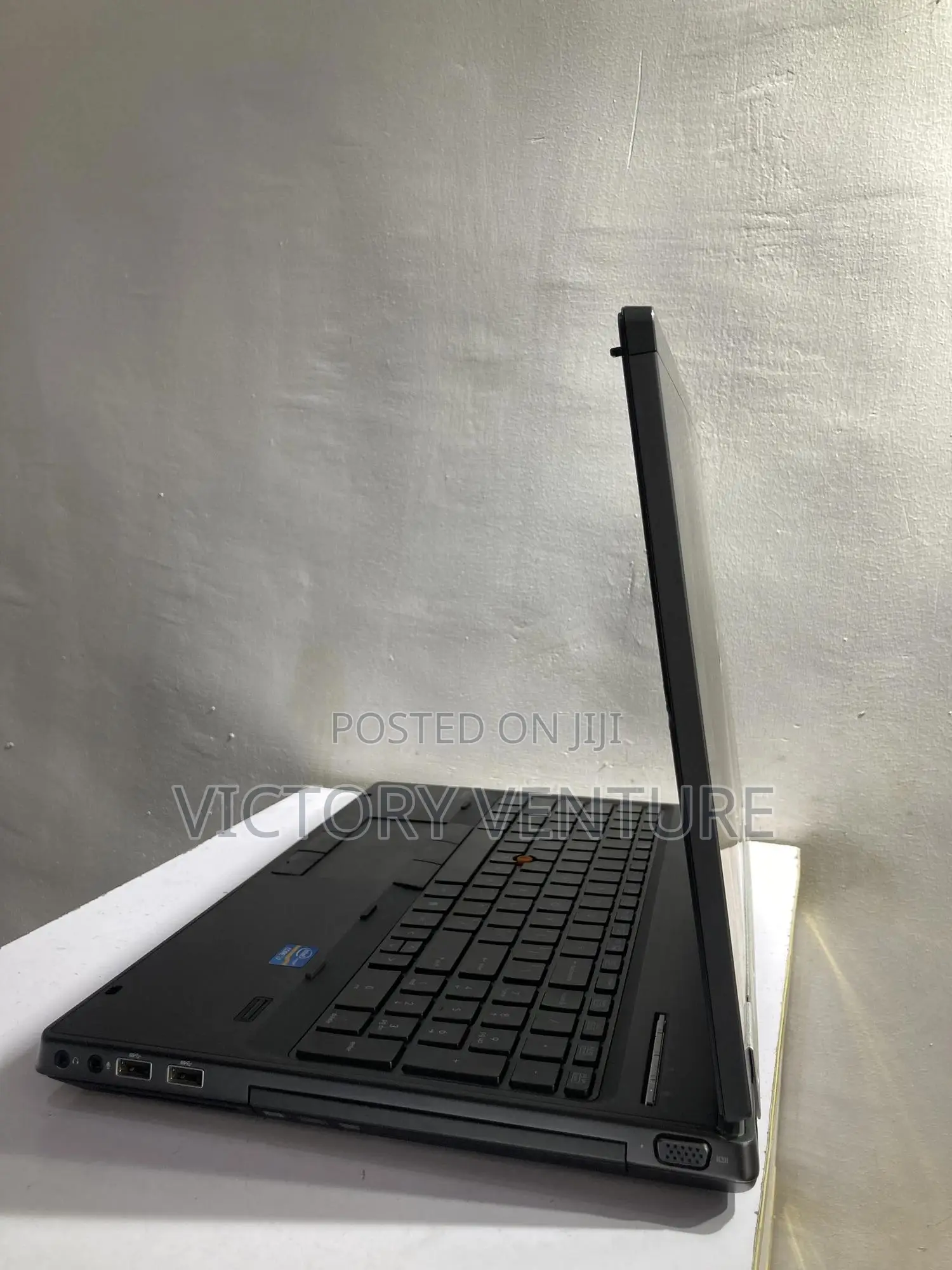 Laptop HP EliteBook 8560W 8GB Intel Core I7 HDD 250GB