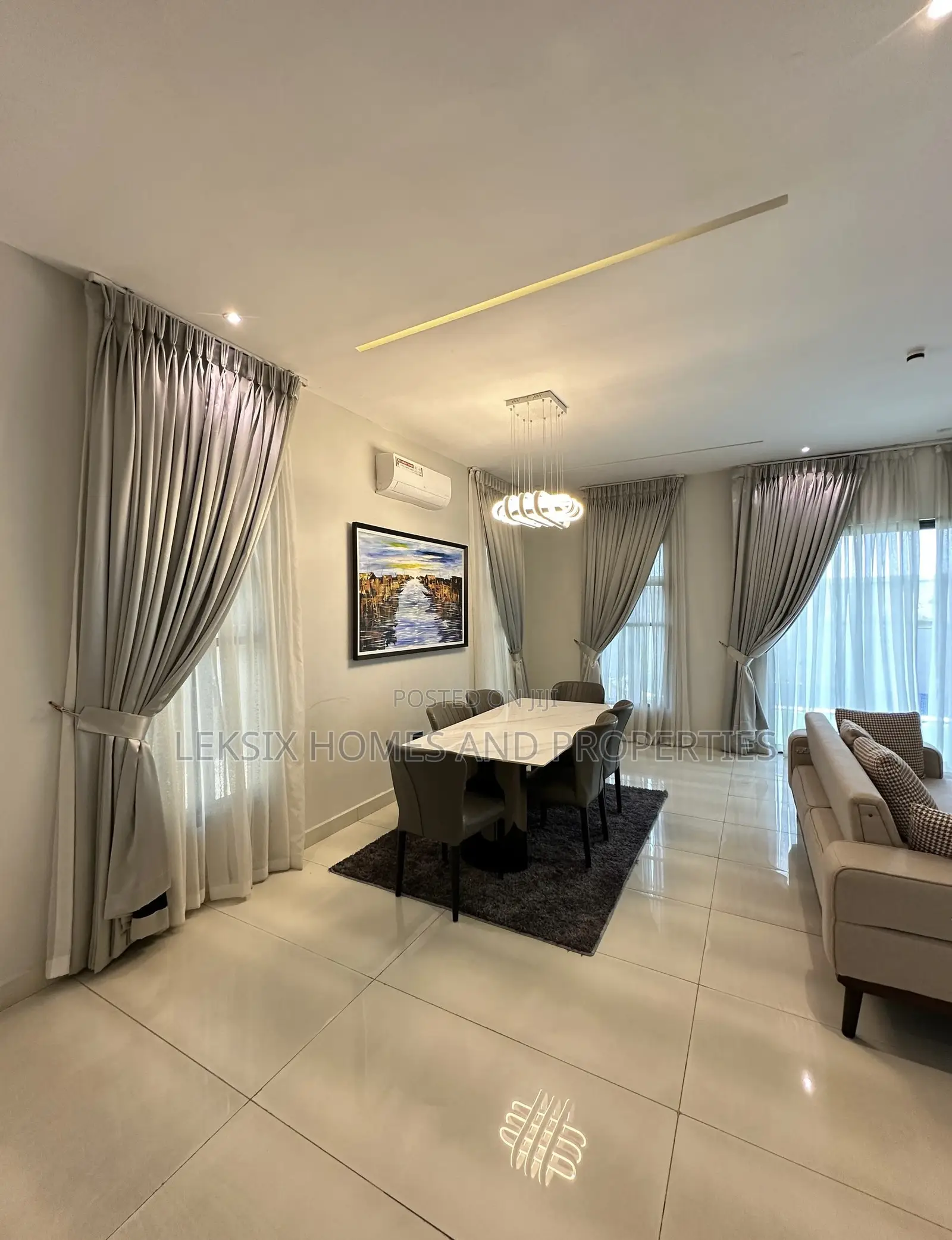 5bdrm Duplex in A Well Secured, Lekki Phase 1 for sale