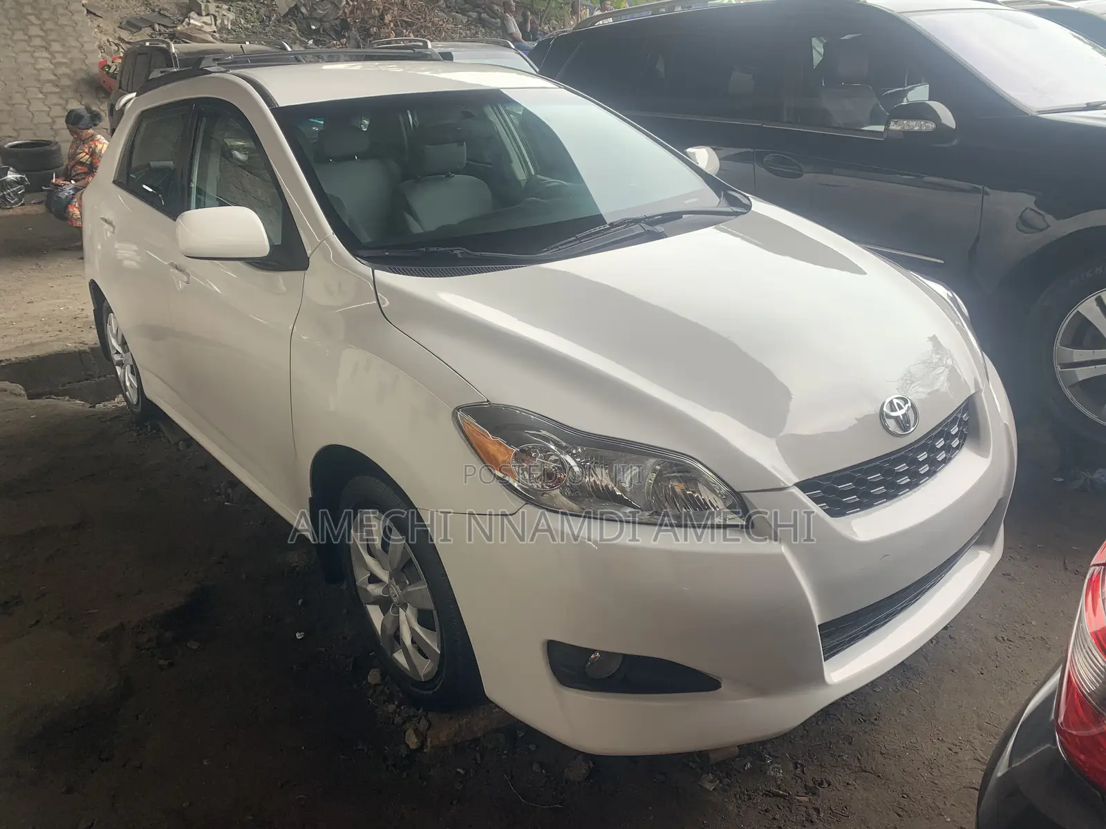 Toyota Matrix S Hatchback AWD (2.4L 4cyl 4A) 2010 White