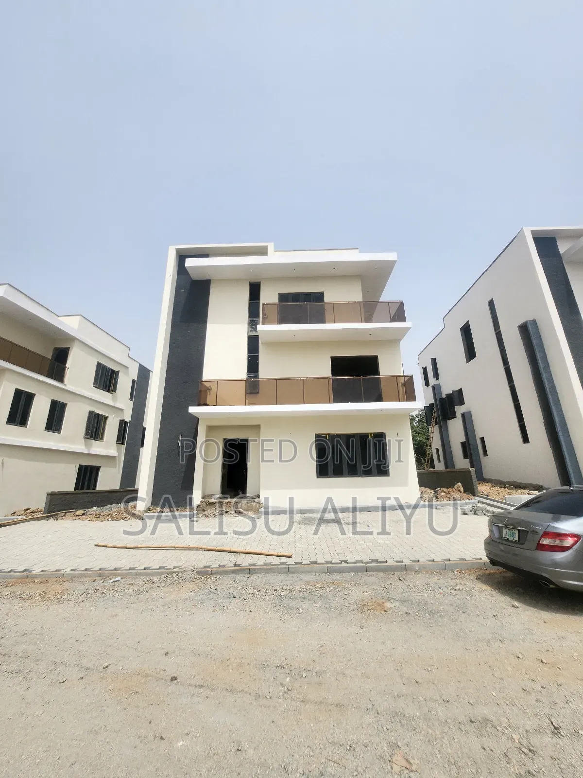 6bdrm Duplex in Guzape for sale