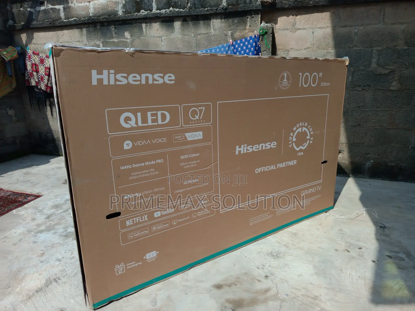 Billion-Color Brilliance in 100 Inches – Hisense Qled