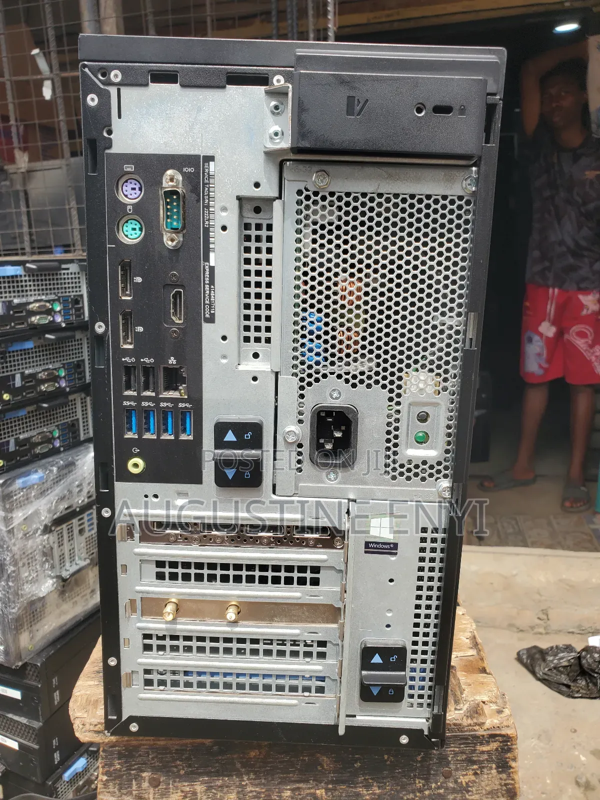 Desktop Computer Dell Precision 3000 16GB Intel Core I7 SSD 512GB