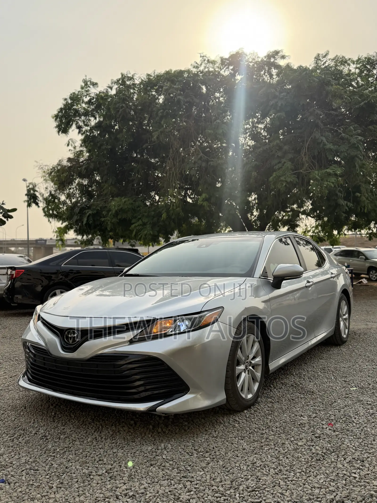 Toyota Camry LE (2.5L 4cyl 8A) 2019 Silver