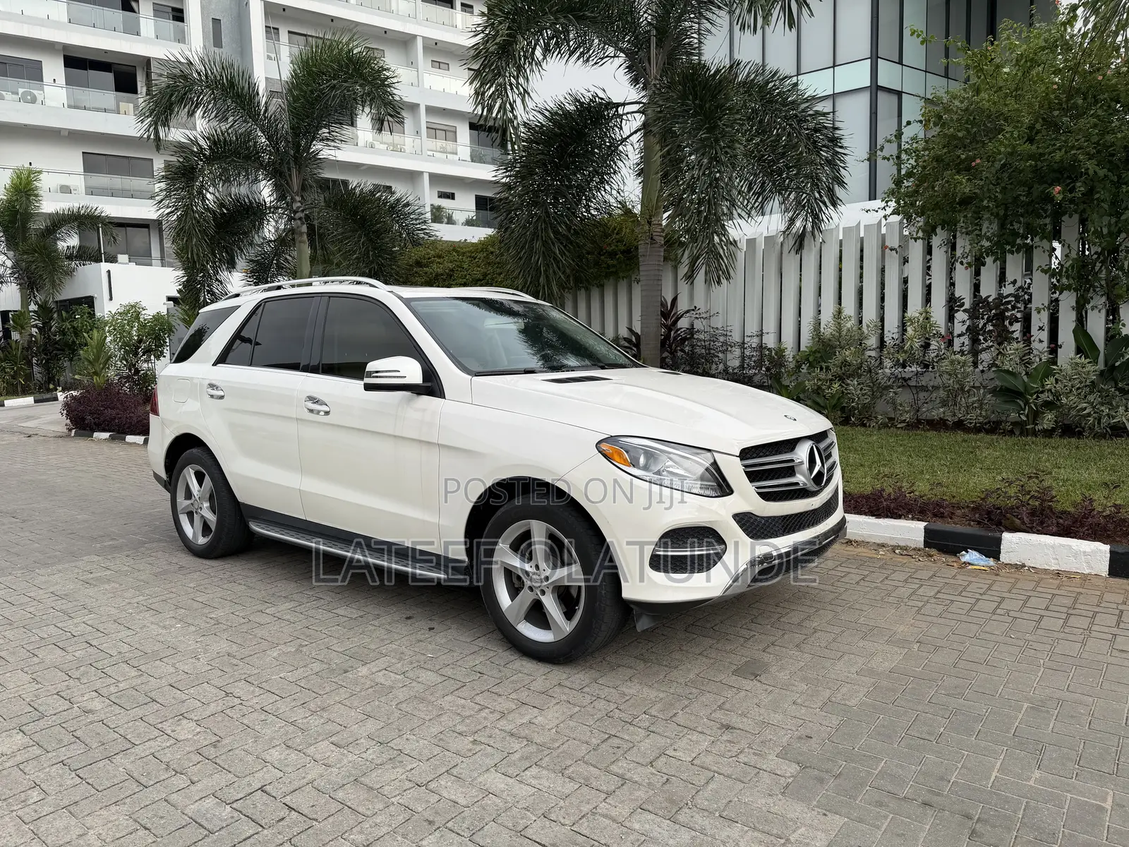 Mercedes-Benz GLE-Class GLE 350d 4MATIC 2016 White