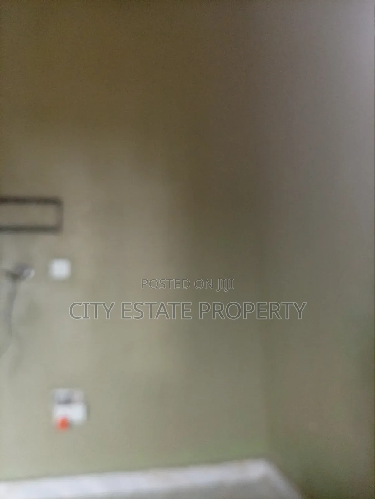 2bdrm Block of Flats in Hrh Estate, Port-Harcourt for rent