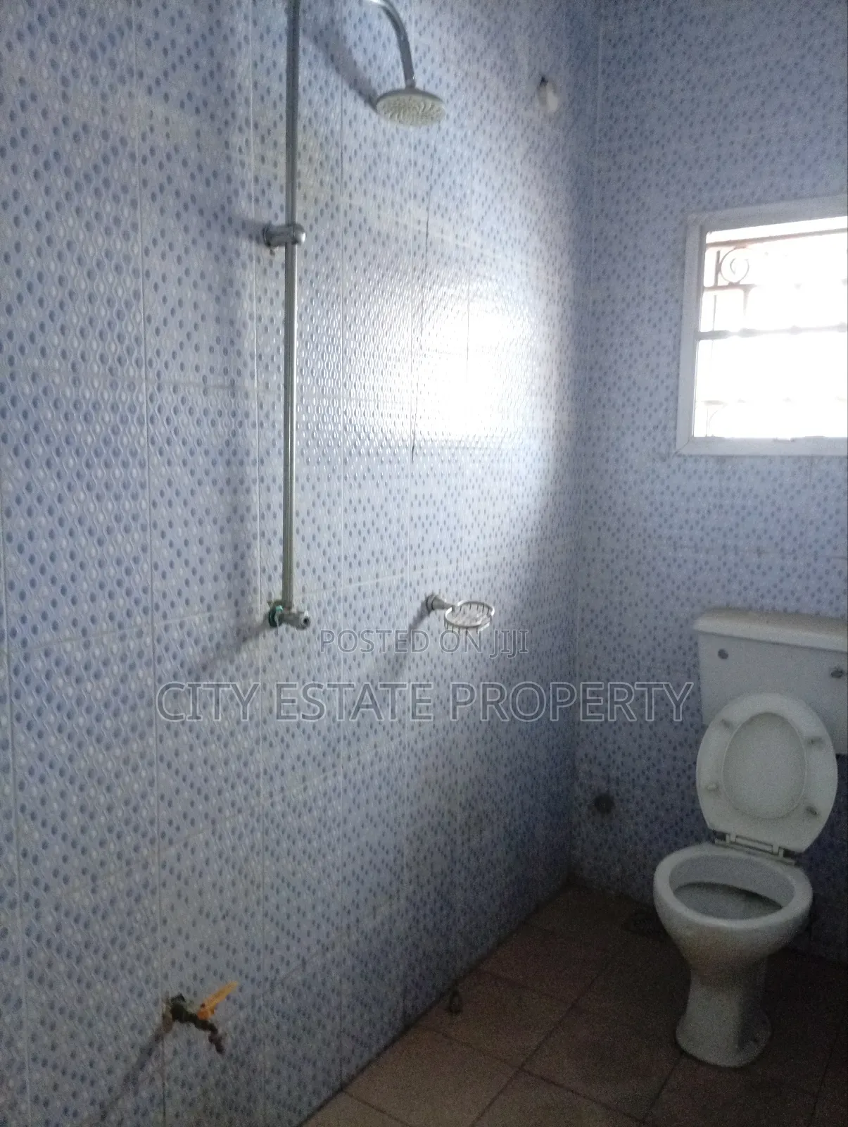 2bdrm Block of Flats in Hrh Estate, Port-Harcourt for rent