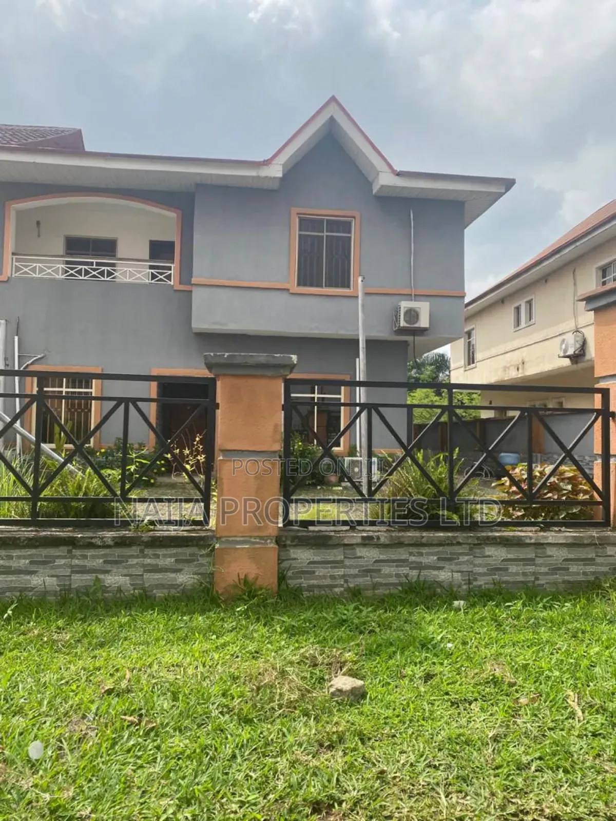 4bdrm Duplex in Crown Estate, Sangotedo for sale