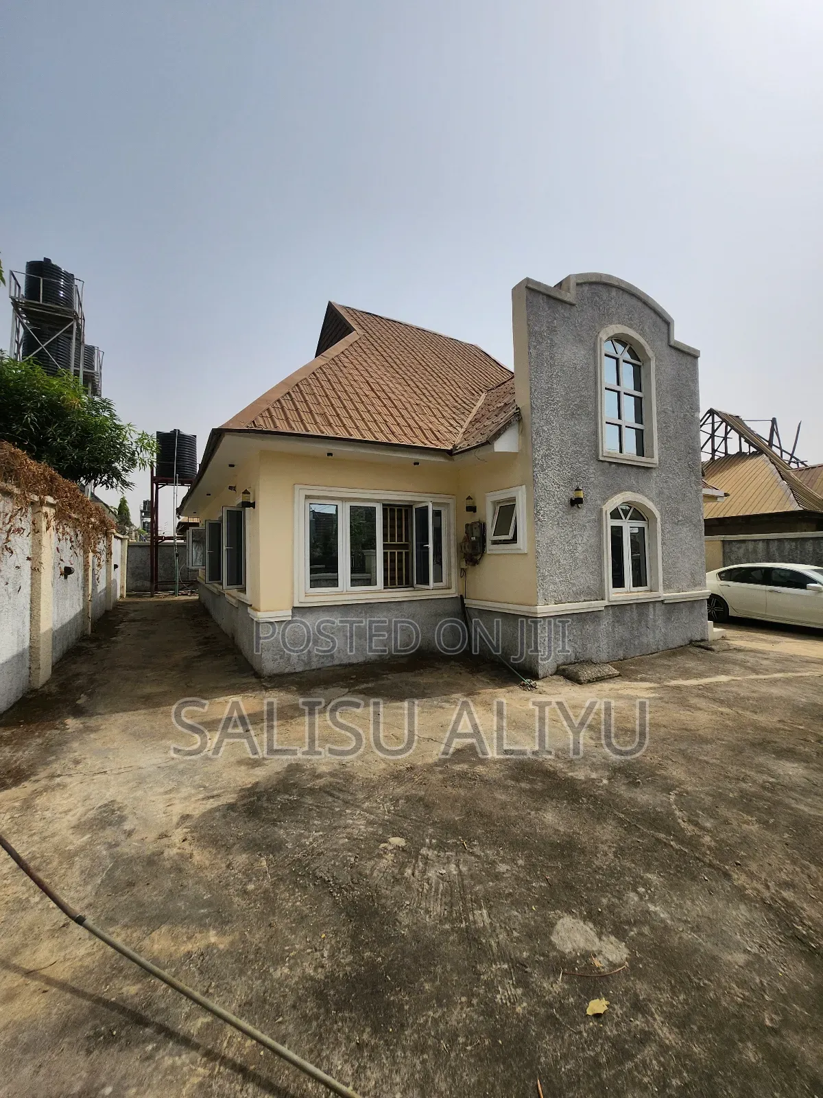 2bdrm Bungalow in Galadimawa for sale