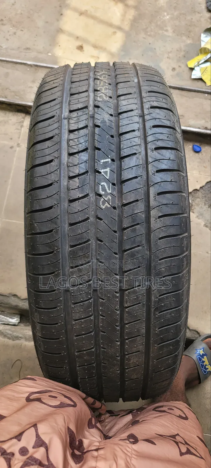 Dunlop Grandtrek Pt5 - 265/55r20 113v(Extra Load)With18montns Warranty