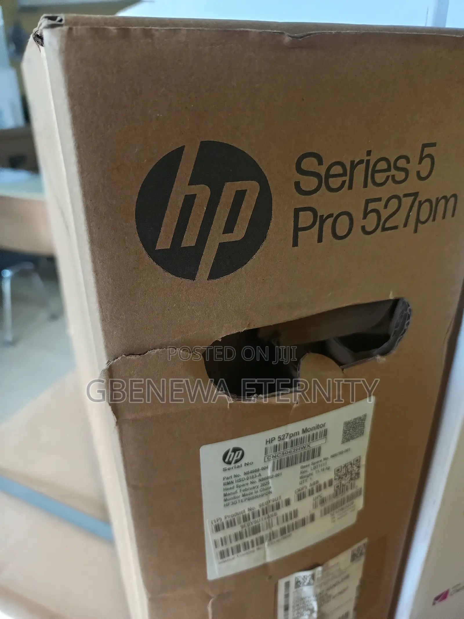 Hp Series 5 Pro 27 Inch QHD Usb-C Conferencing Monitor - 527pm