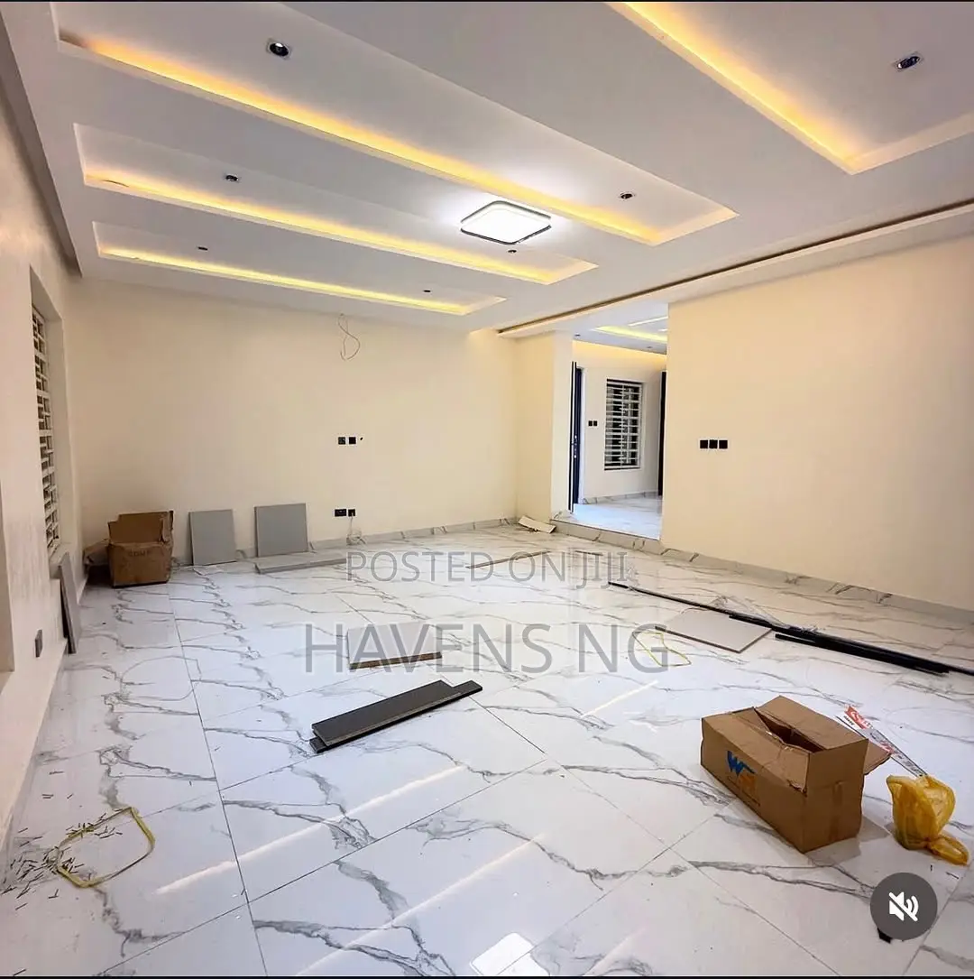 6bdrm Duplex in Asokoro for sale