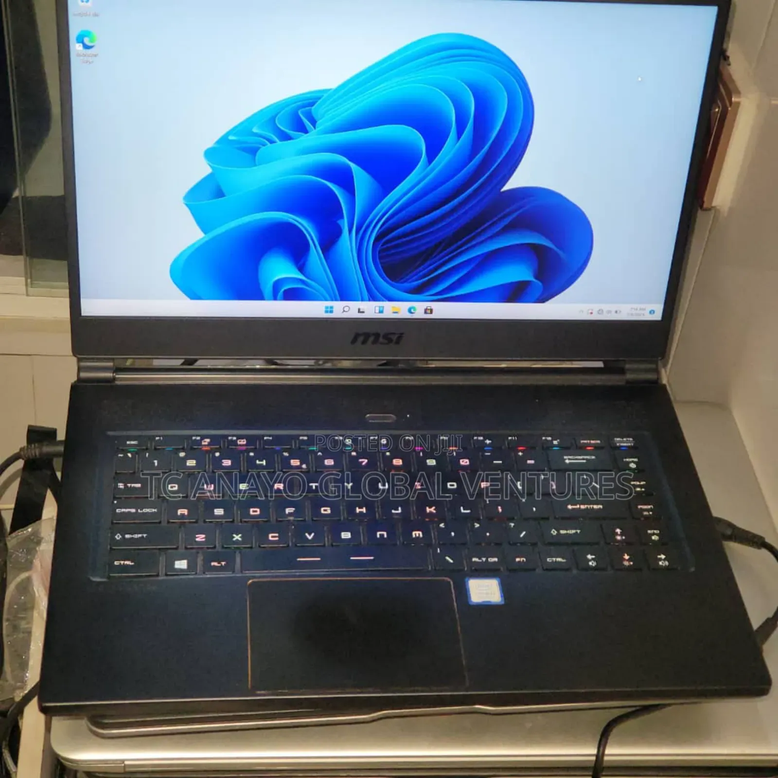 Laptop MSI MSI Sword 15 16GB Intel Core I7 SSD 512GB