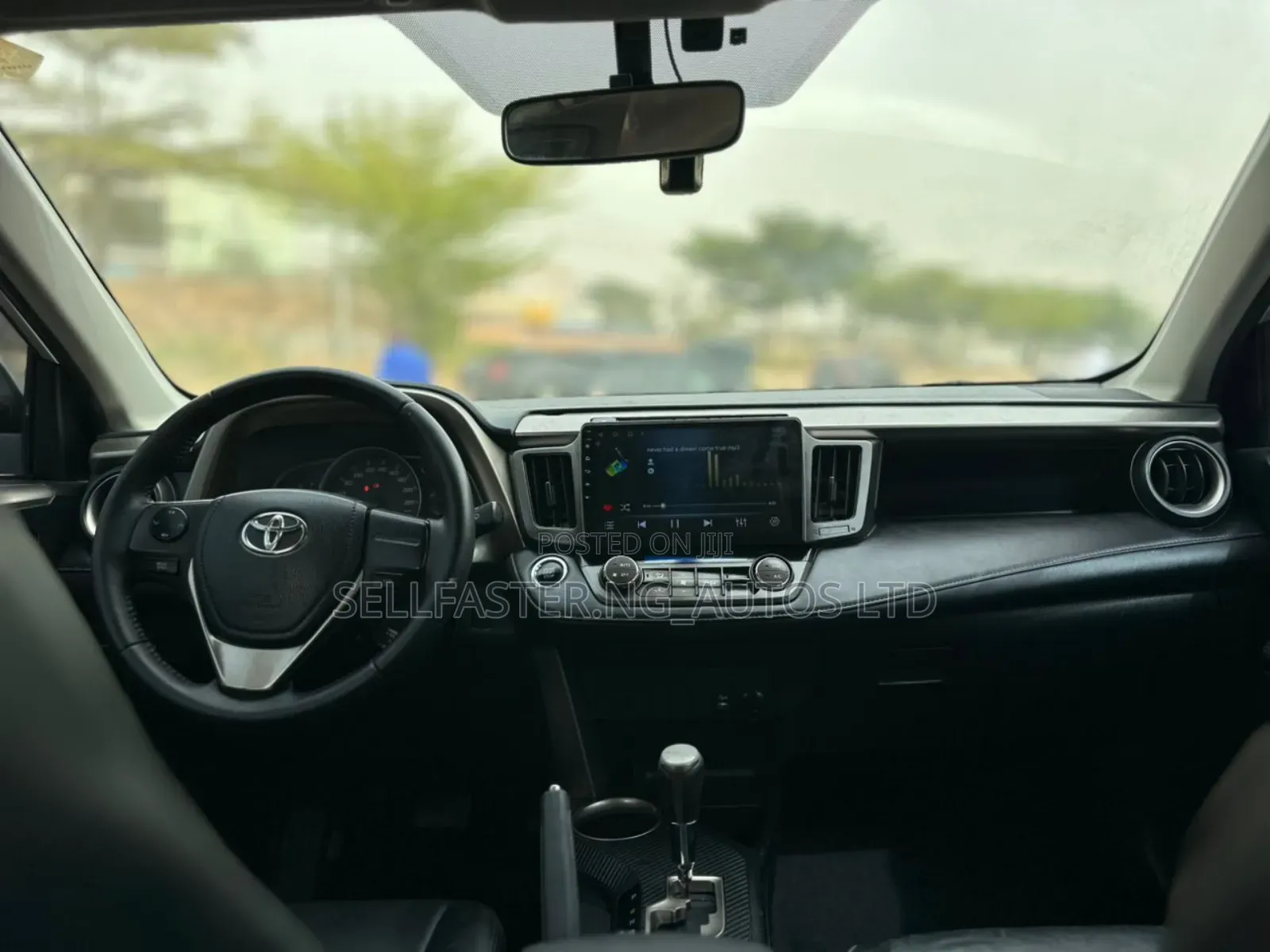 Toyota RAV4 2014 Silver