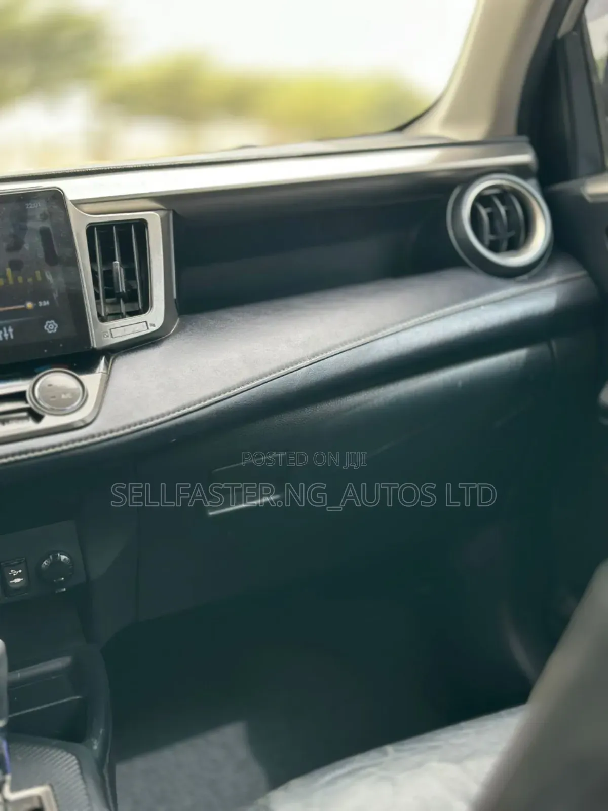 Toyota RAV4 2014 Silver