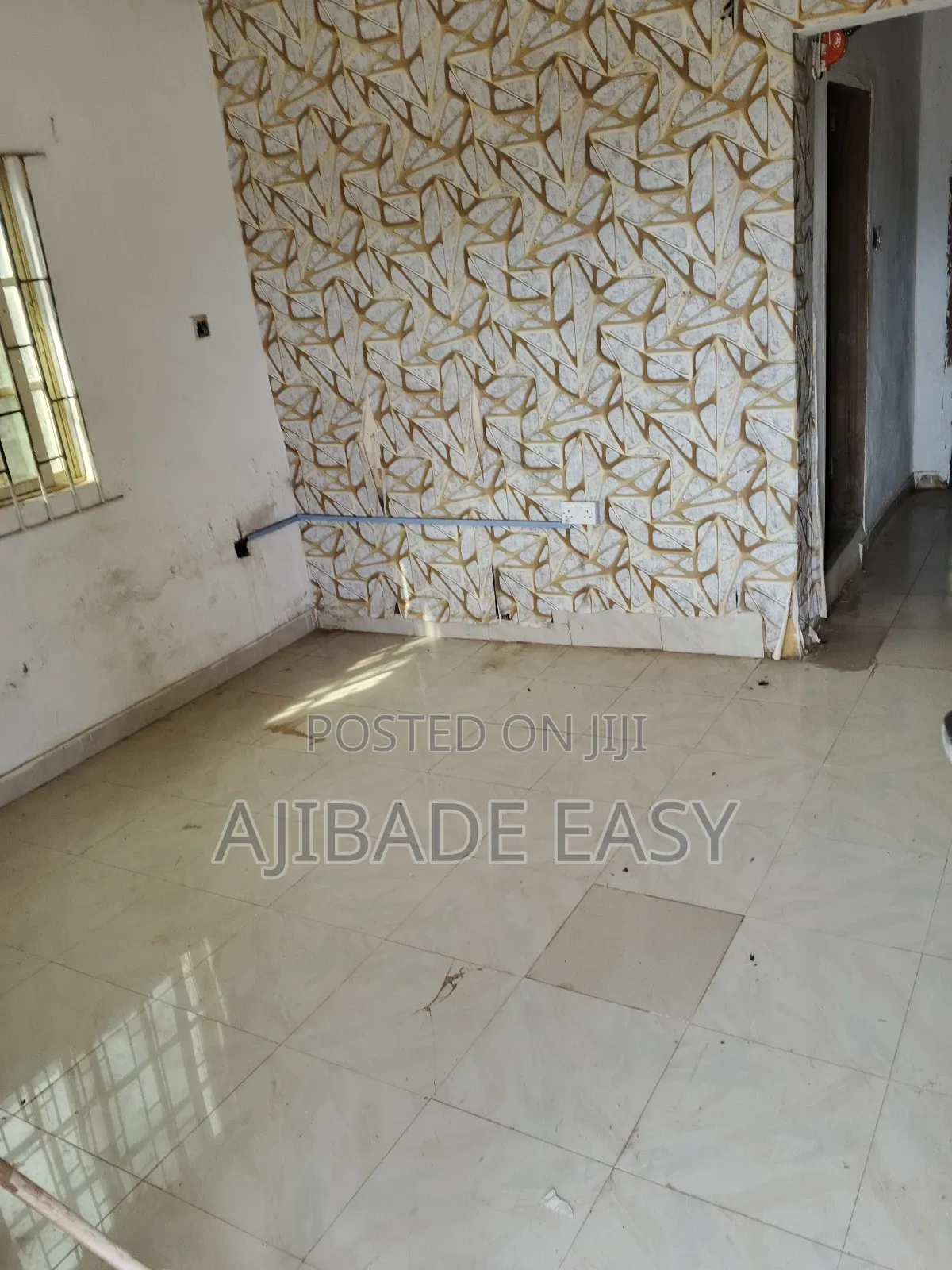Mini Flat in Ayobo for rent