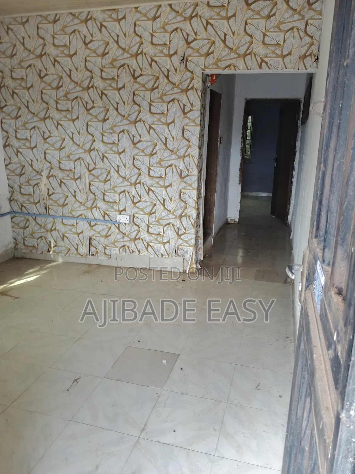 Mini Flat in Ayobo for rent