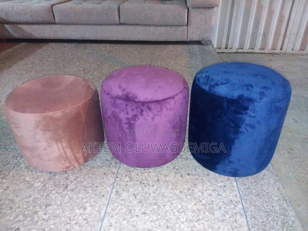 Round Poufs