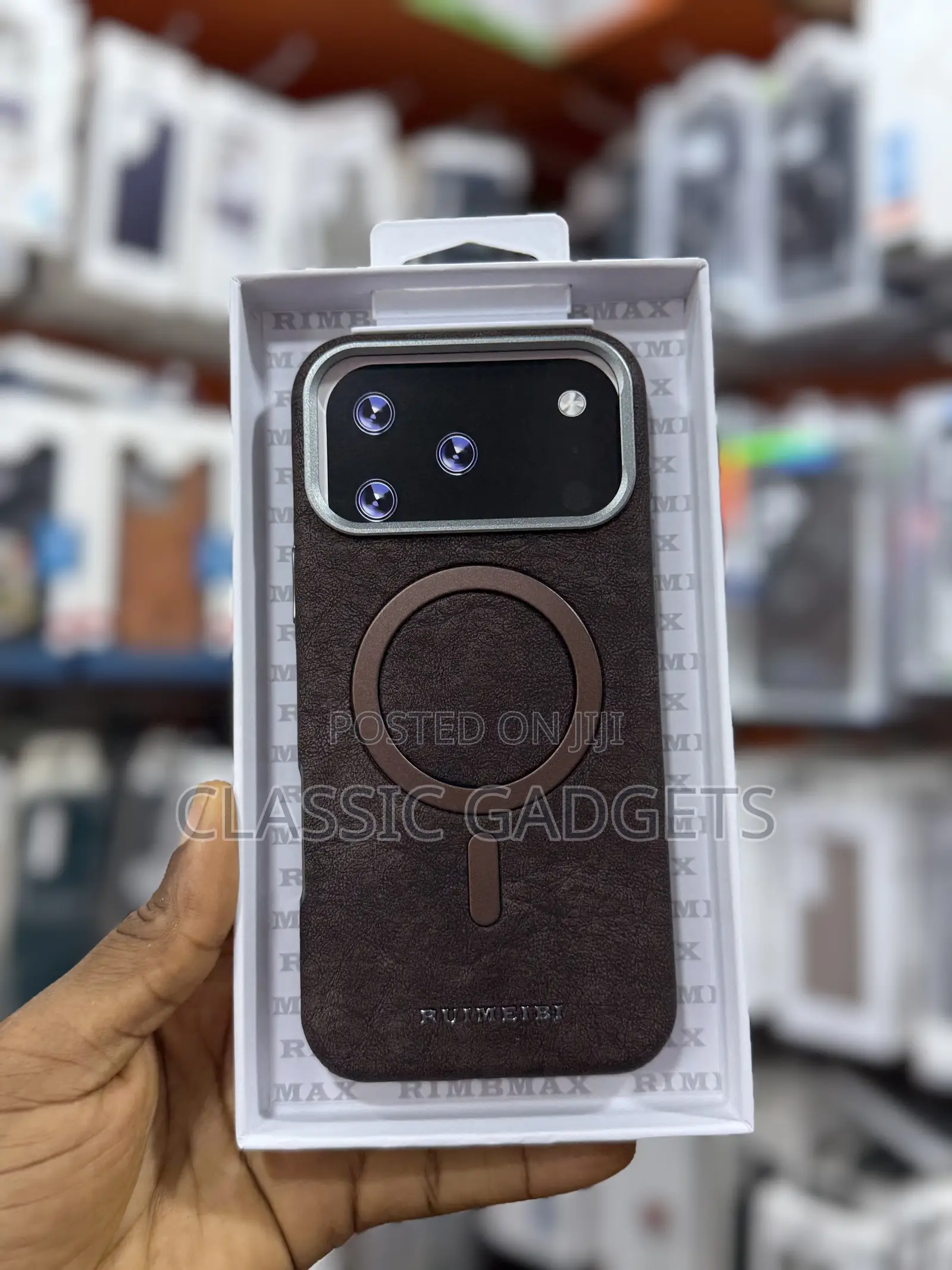 Magsafe Phone Case With Suede Texture for iPhone 17 Pro Max / 17 Pro