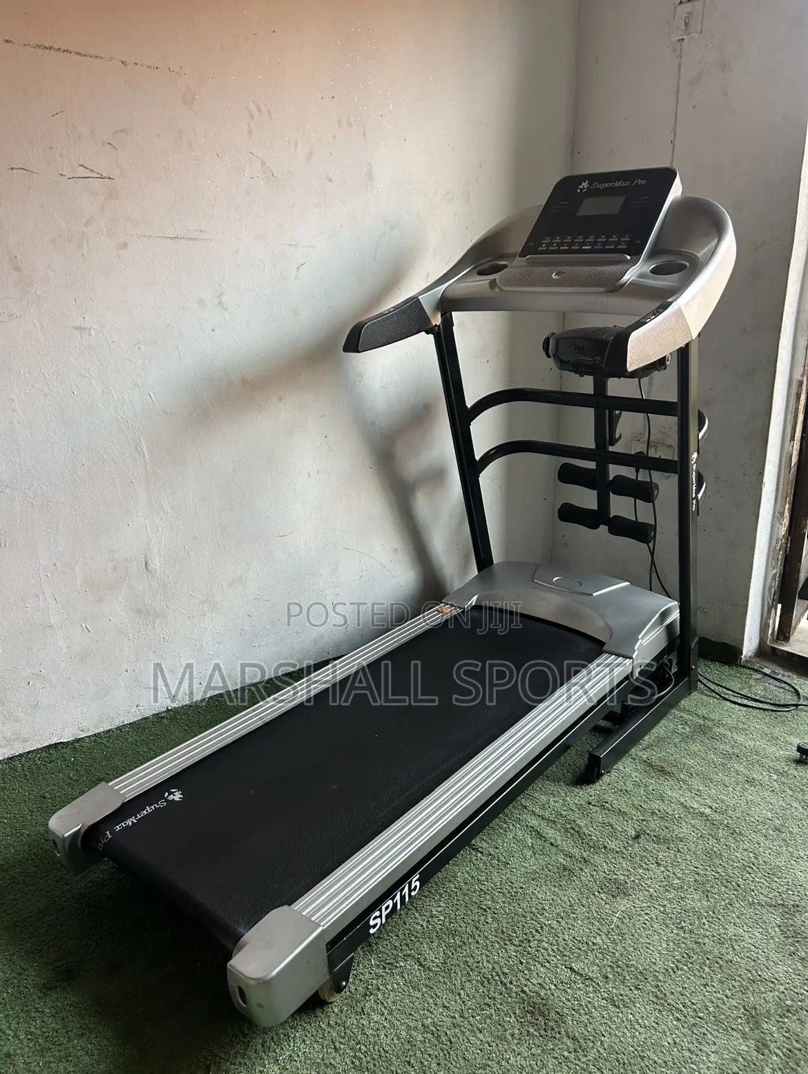 3hp Incline Supermax Treadmill With Massager