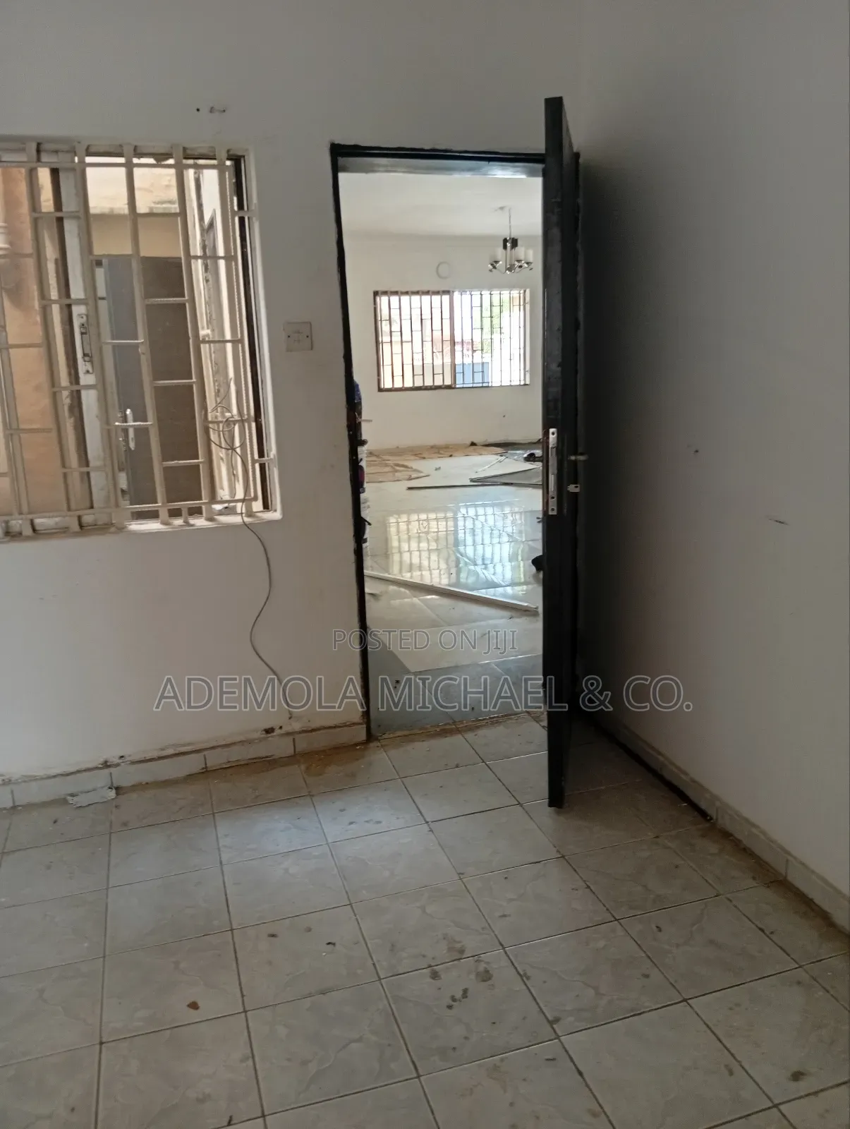 7bdrm Duplex in Bua Estate Kado for sale