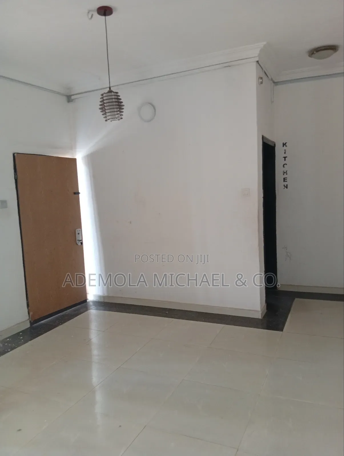 7bdrm Duplex in Bua Estate Kado for sale