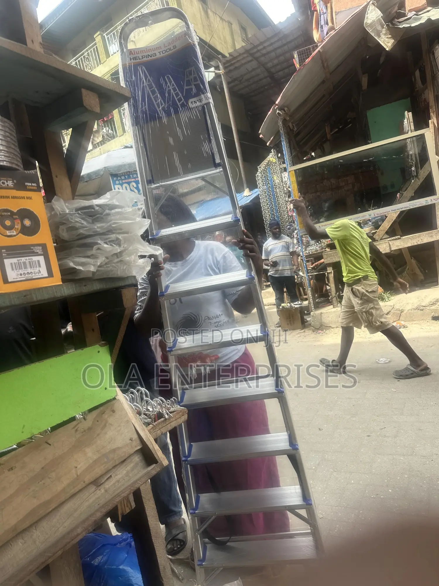 Aluminum Ladder