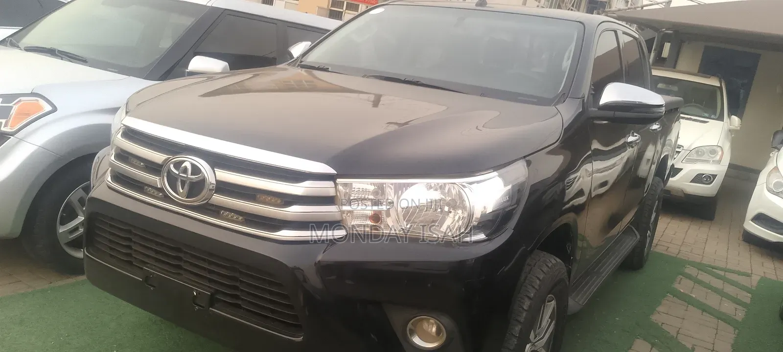 Toyota Hilux 2019 Black