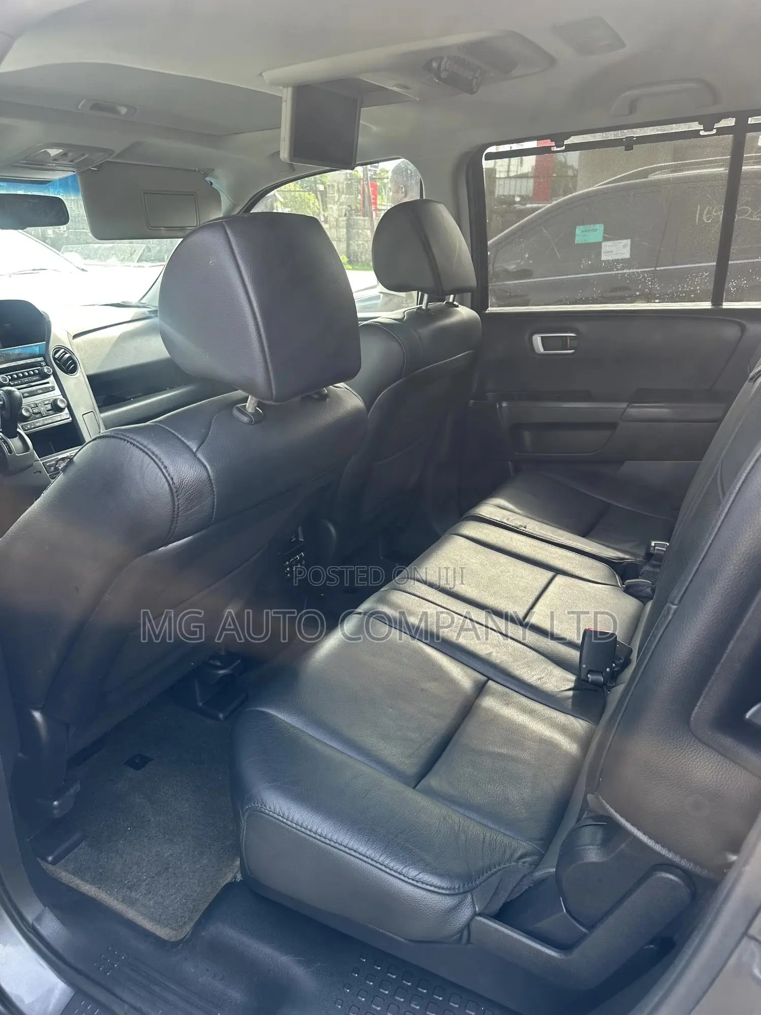 Honda Pilot Touring w/RES/Navi 4WD (3.5L 6cyl 5A) 2013 Gray