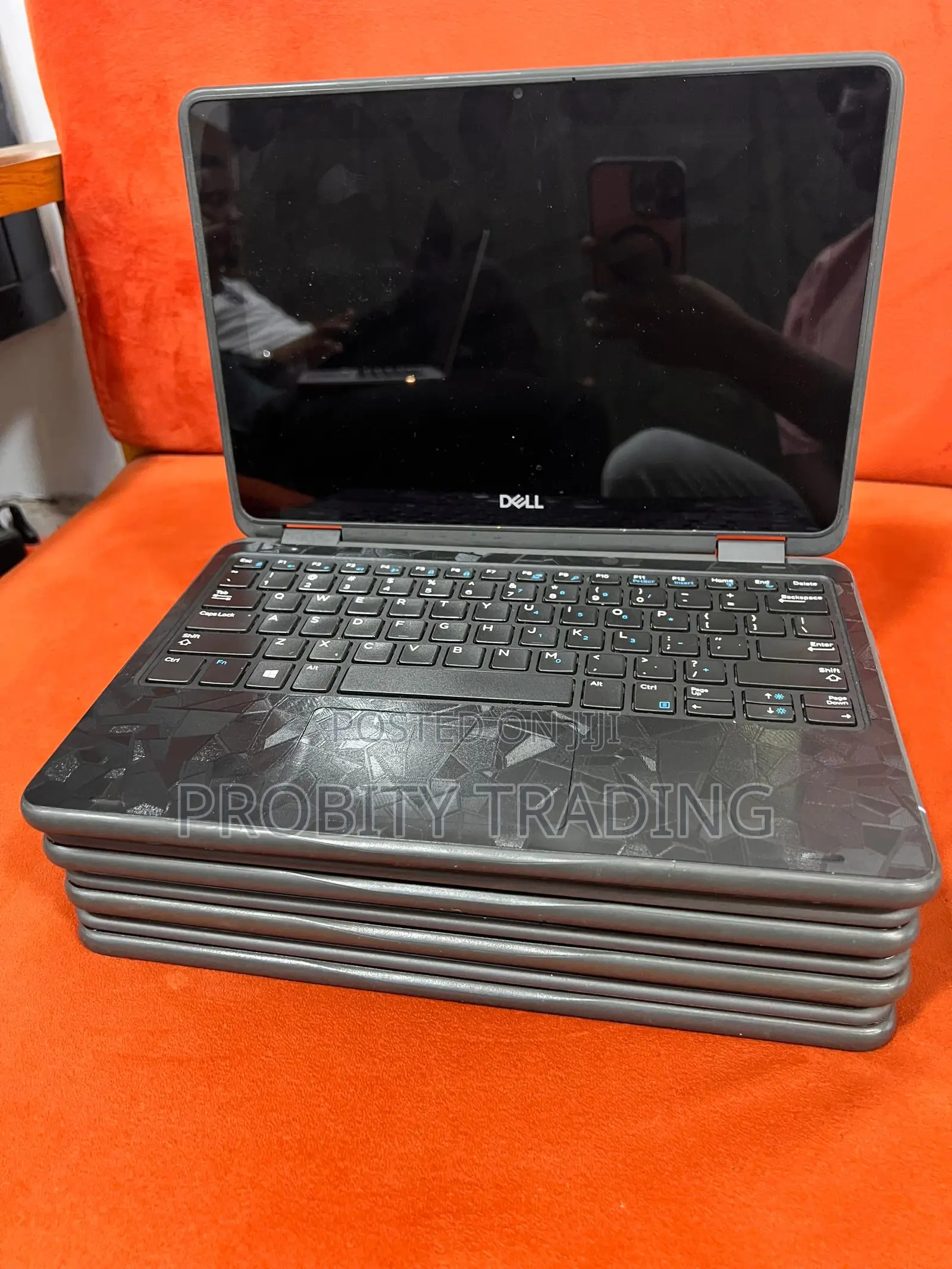 Laptop Dell Latitude 3190 2-in-1 4GB Intel Pentium SSD 128GB