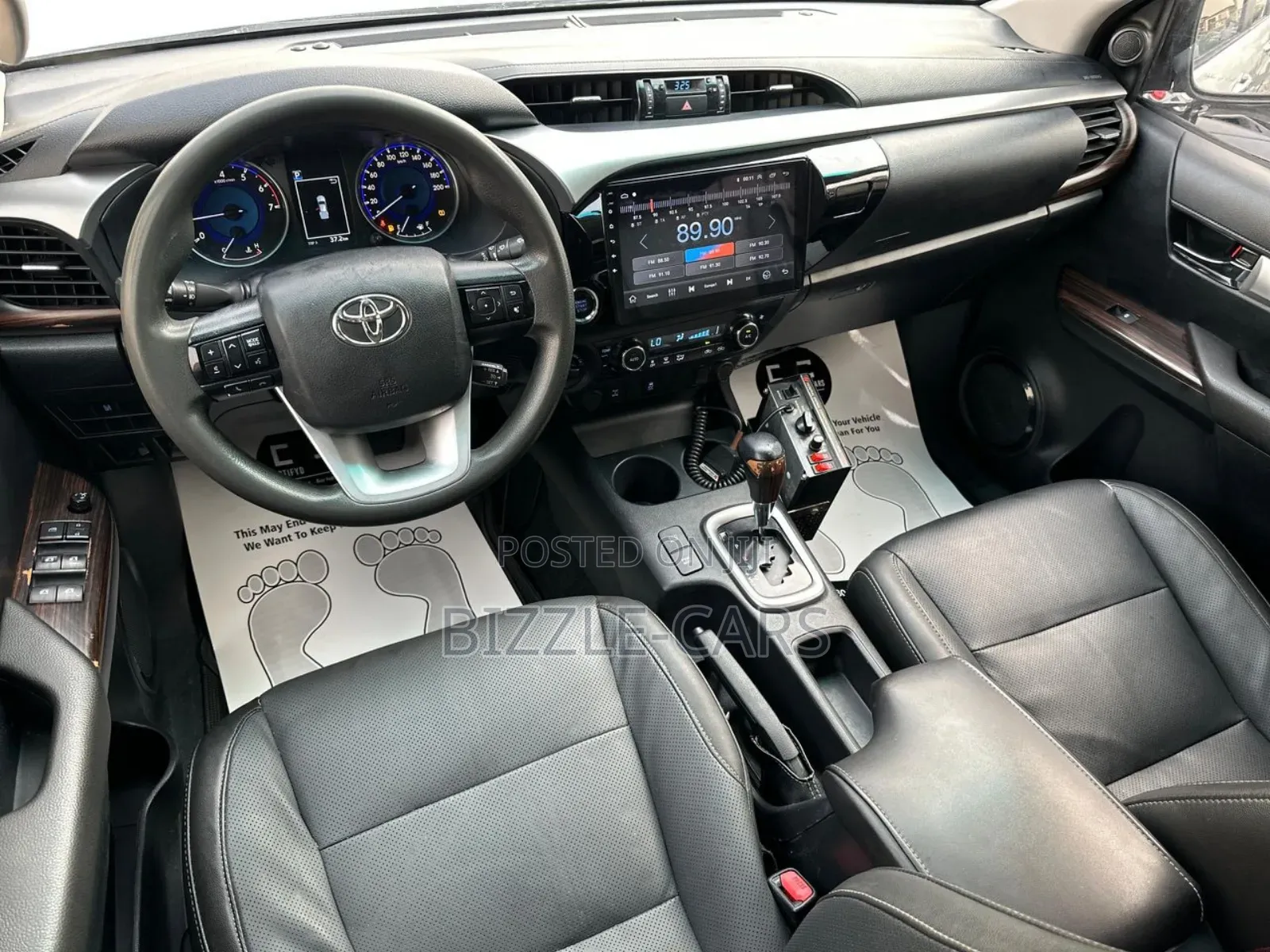 Toyota Hilux 2020 White