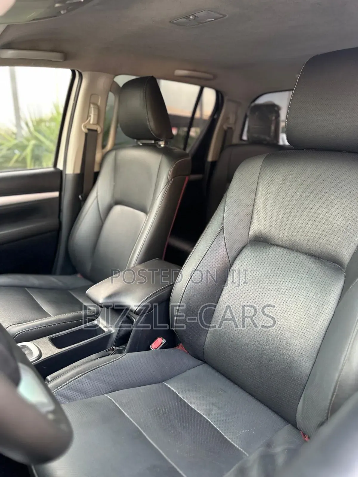 Toyota Hilux 2020 White