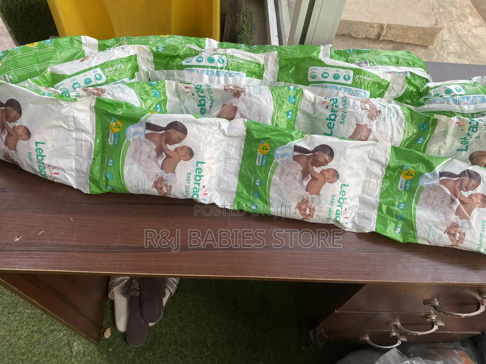 Lebrace Sachet Diapers 10 Sachet in a Row )