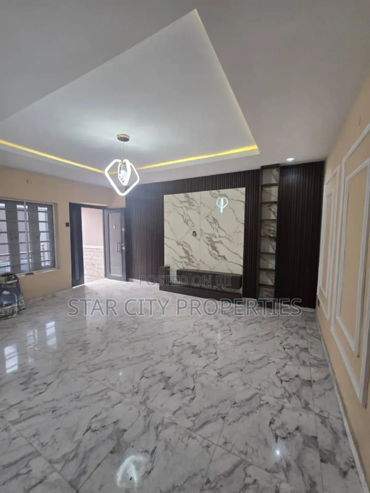 2bdrm Apartment in Omole Phase 2 for rent