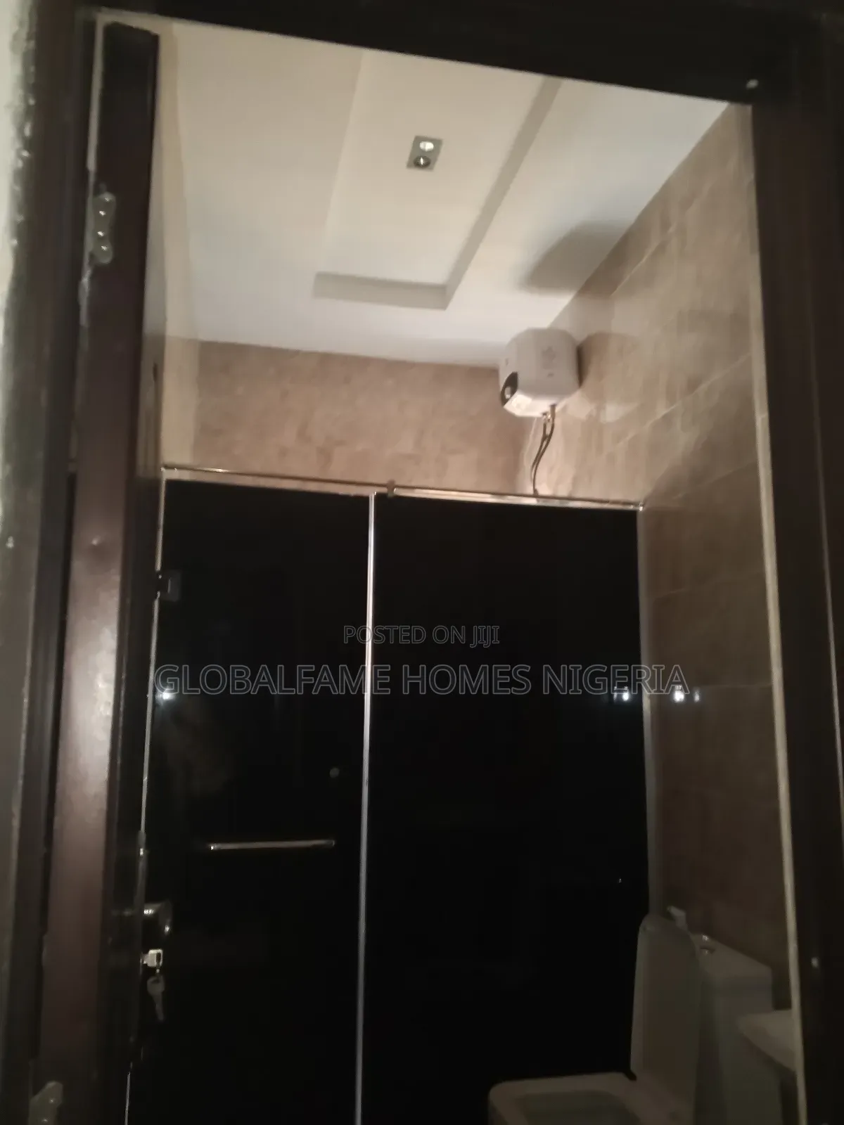 4bdrm Duplex in Otunla, Lakowe for rent
