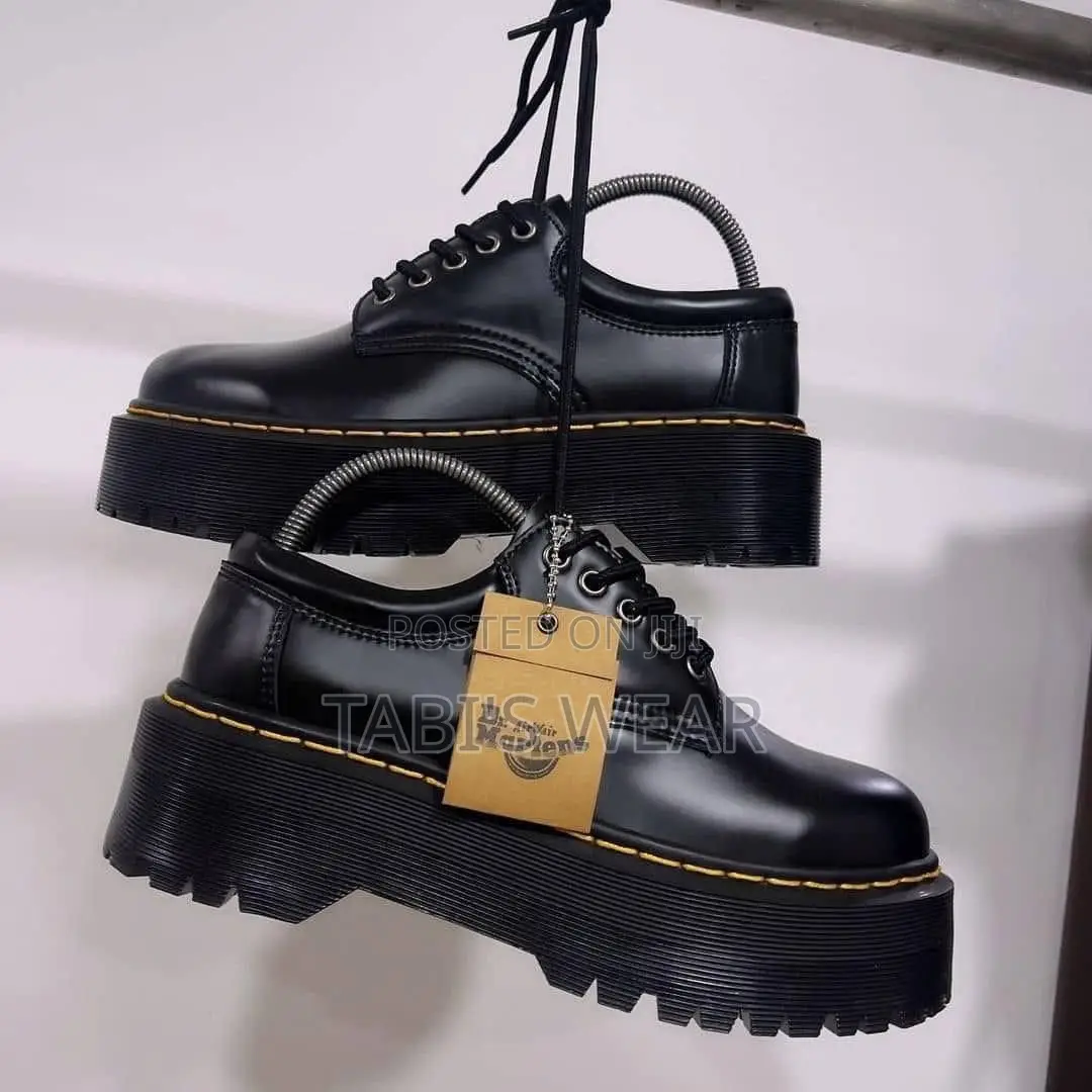 Dr Martens Shoes for Men, Suitable for Casual and Cooperate