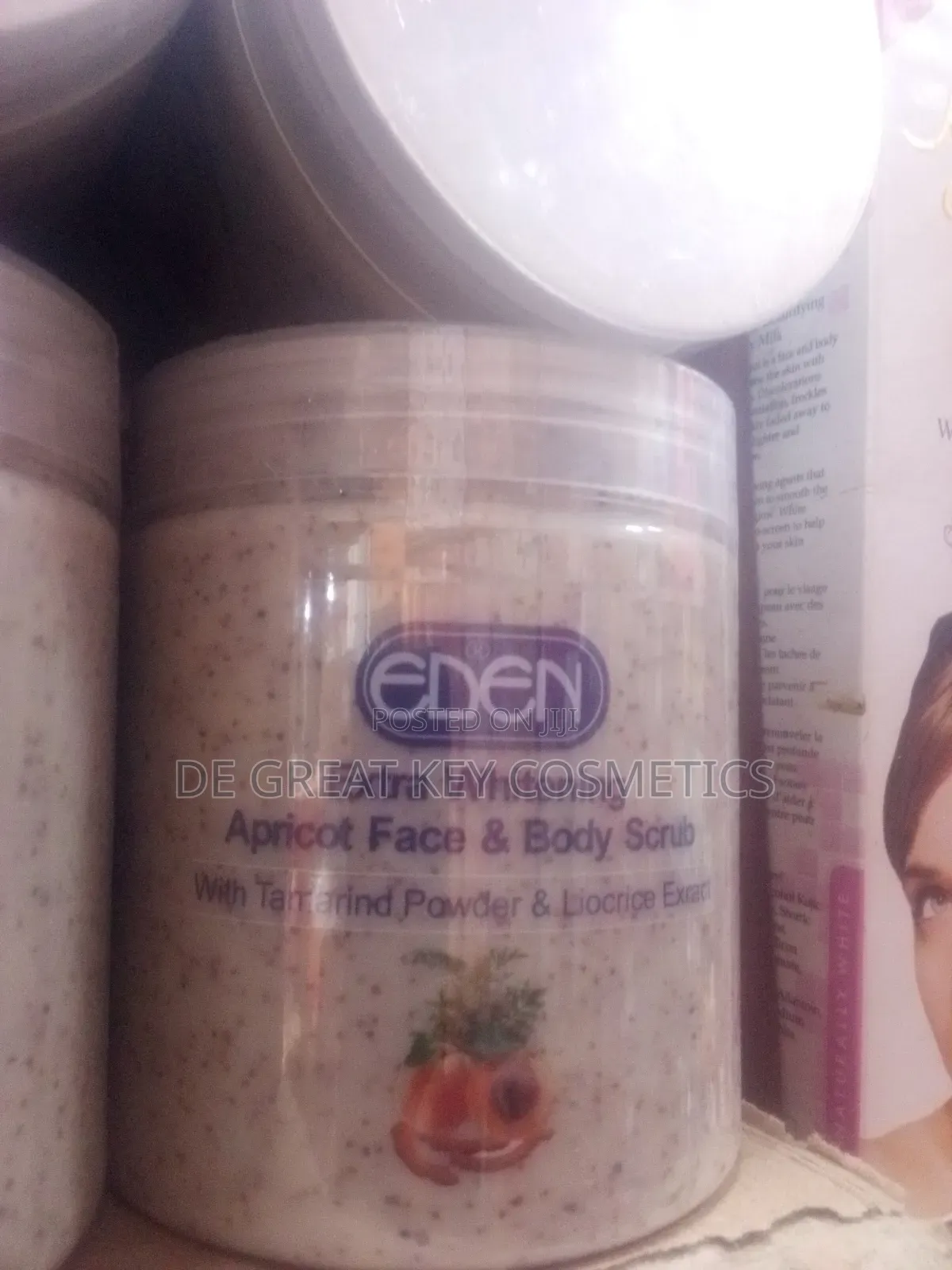 Eden Extra Whitening Apricot