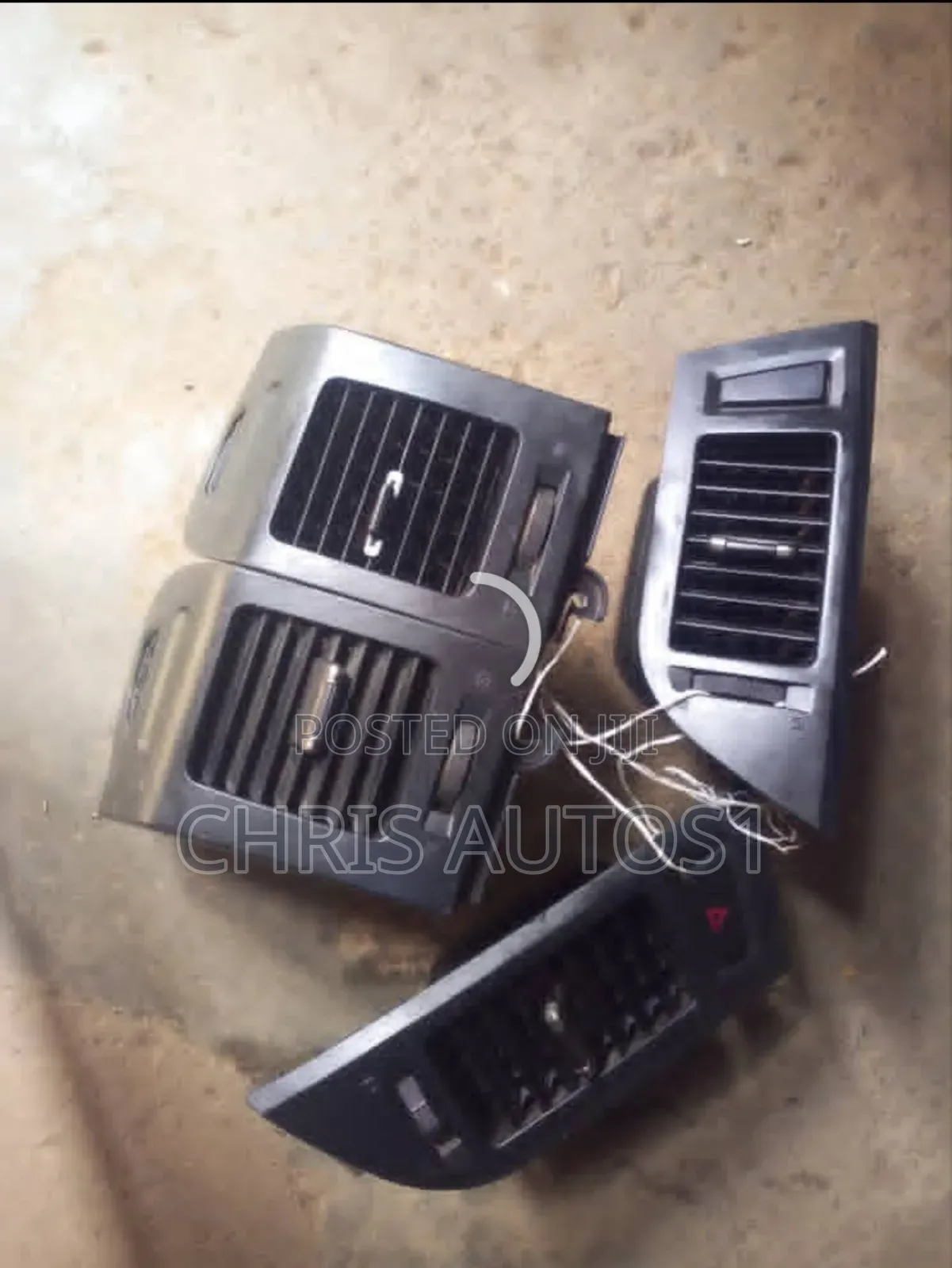 Replacement Ac Vent for Mitsubishi Pajero 2010