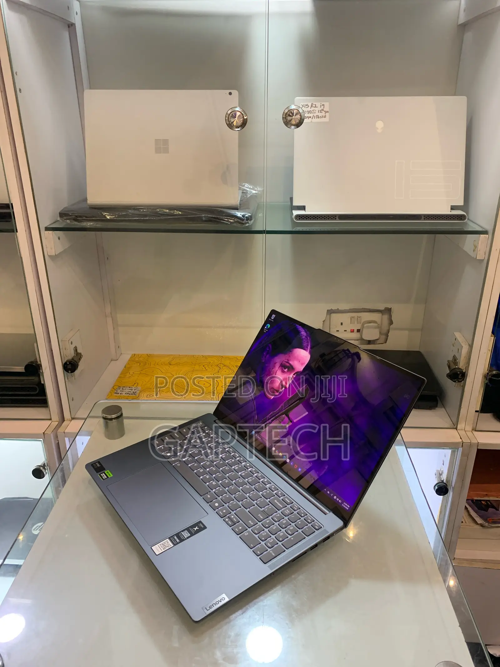 Laptop Lenovo Yoga 9i 32GB Intel Core Ultra 9 SSD 1T