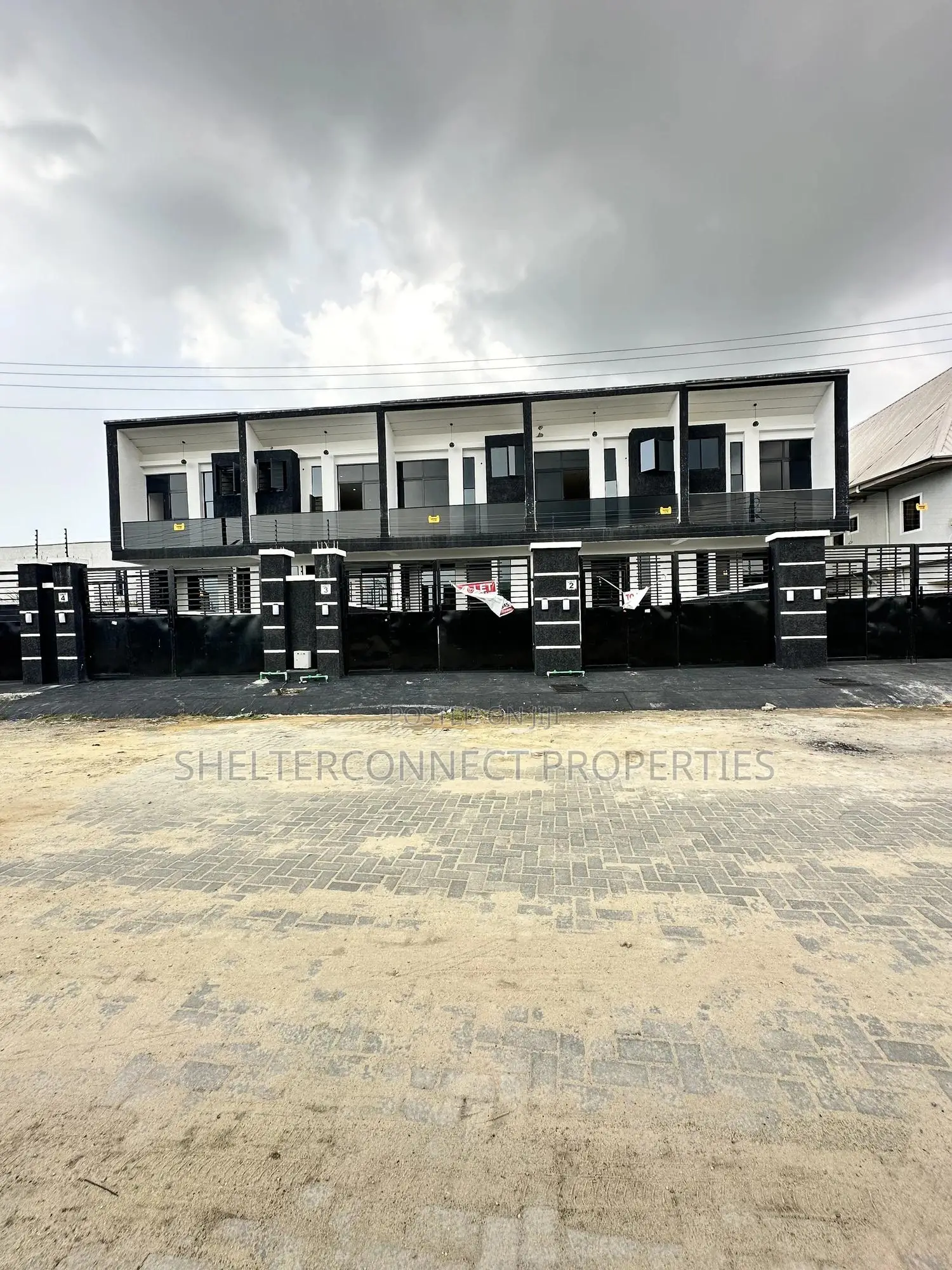 4bdrm Townhouse / Terrace in Ajah for rent