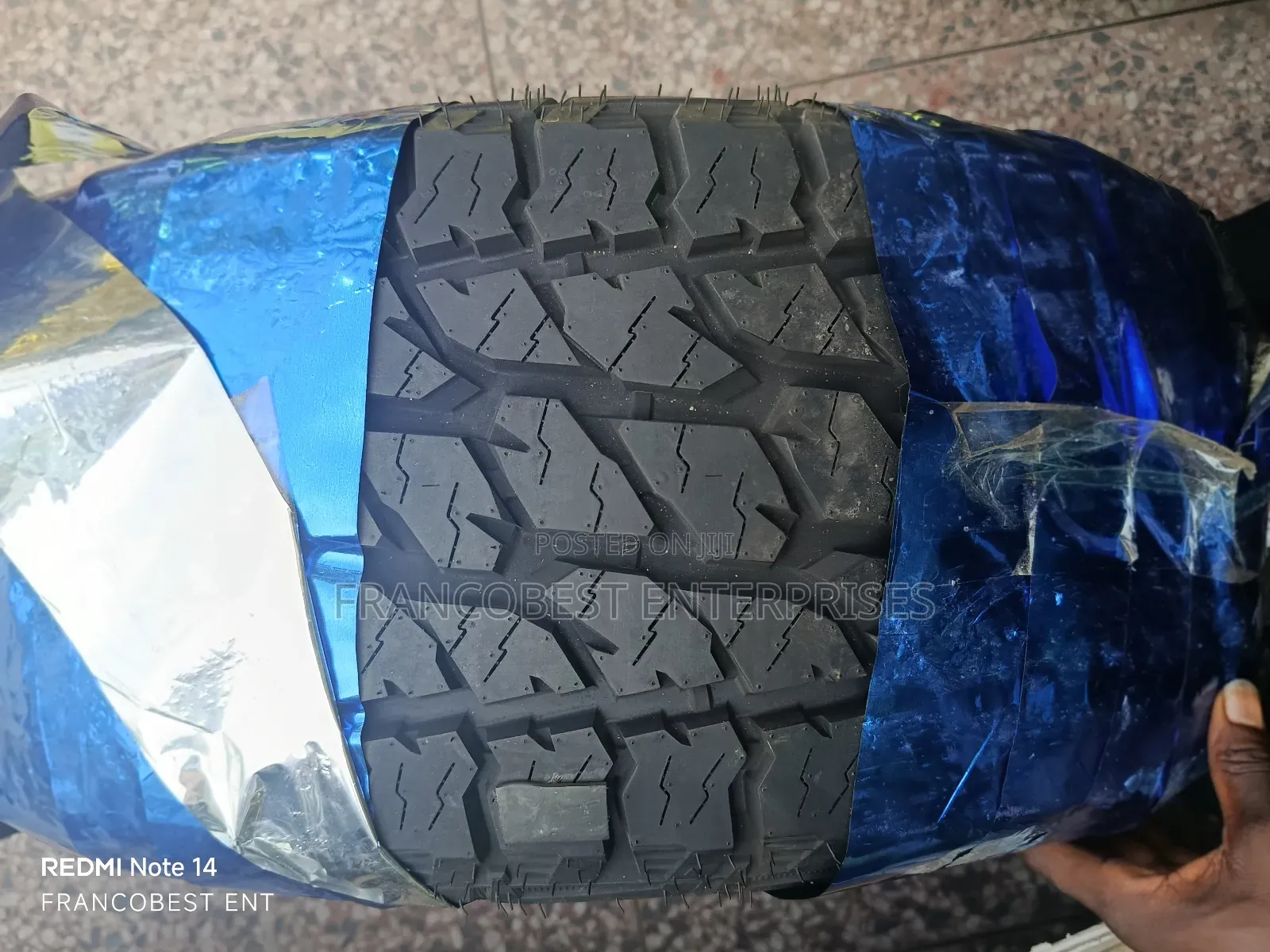 285/50r20 Landspider