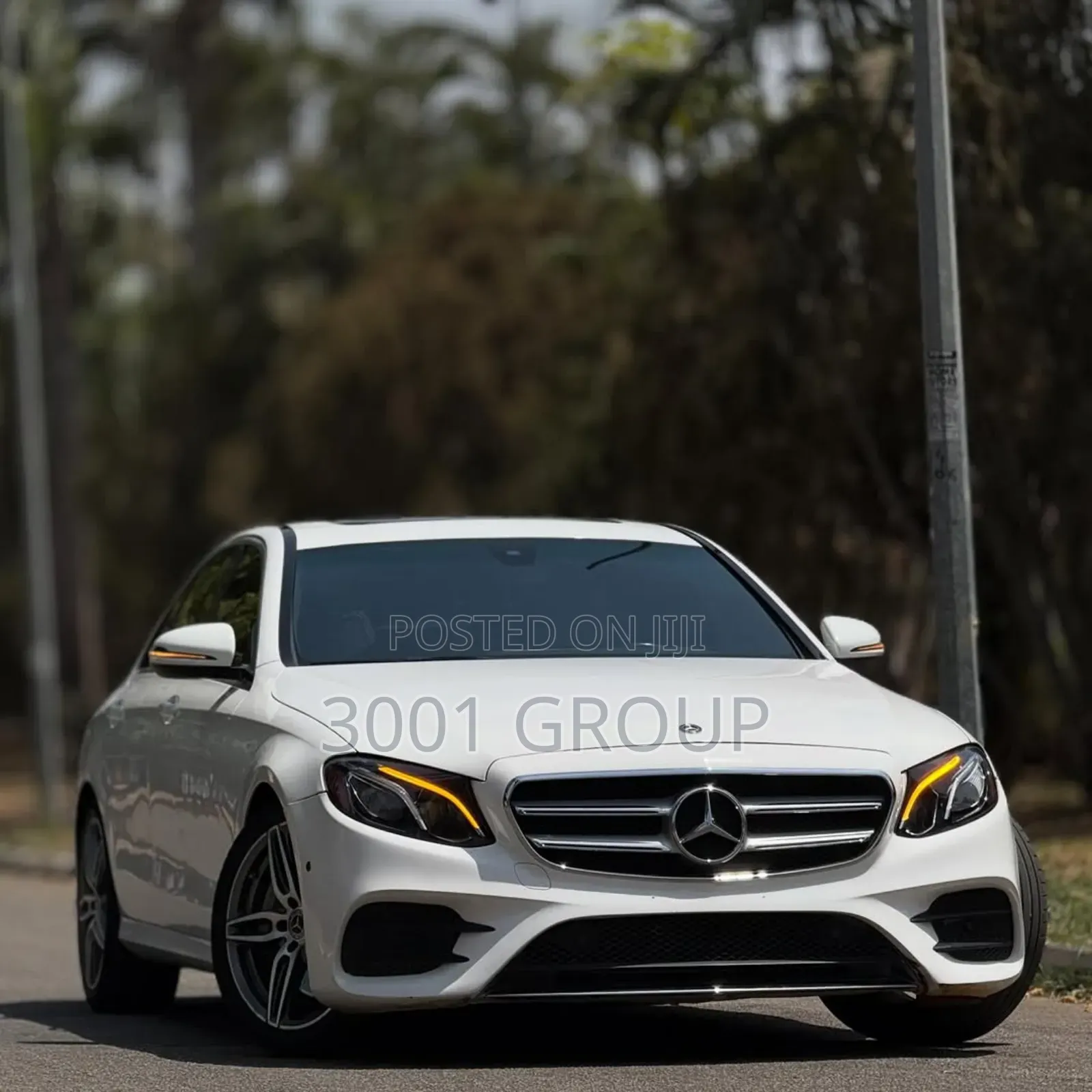 Mercedes-Benz E300 2019 White