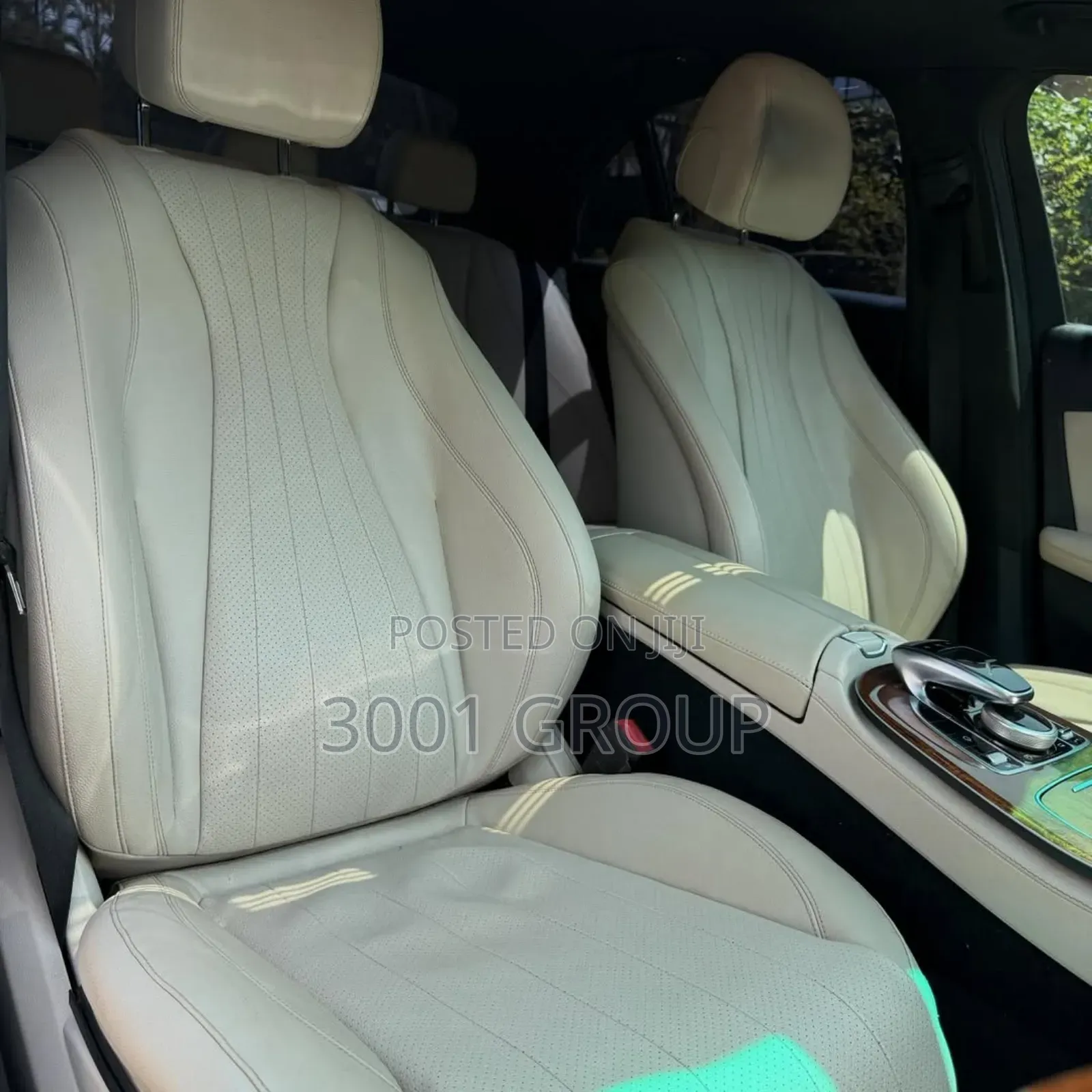 Mercedes-Benz E300 2019 White