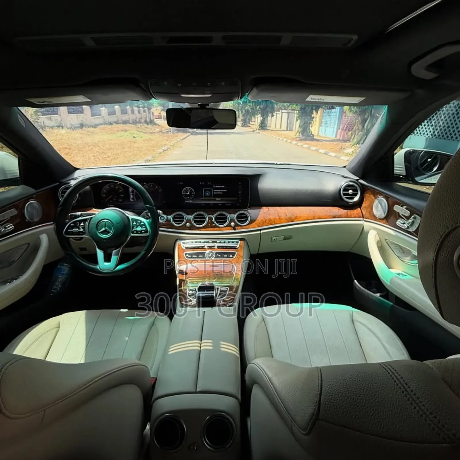 Mercedes-Benz E300 2019 White